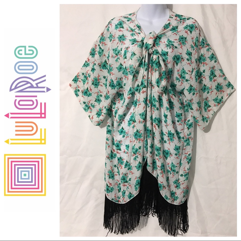 LULAROE MONROE KIMONO - Picture 2 of 8